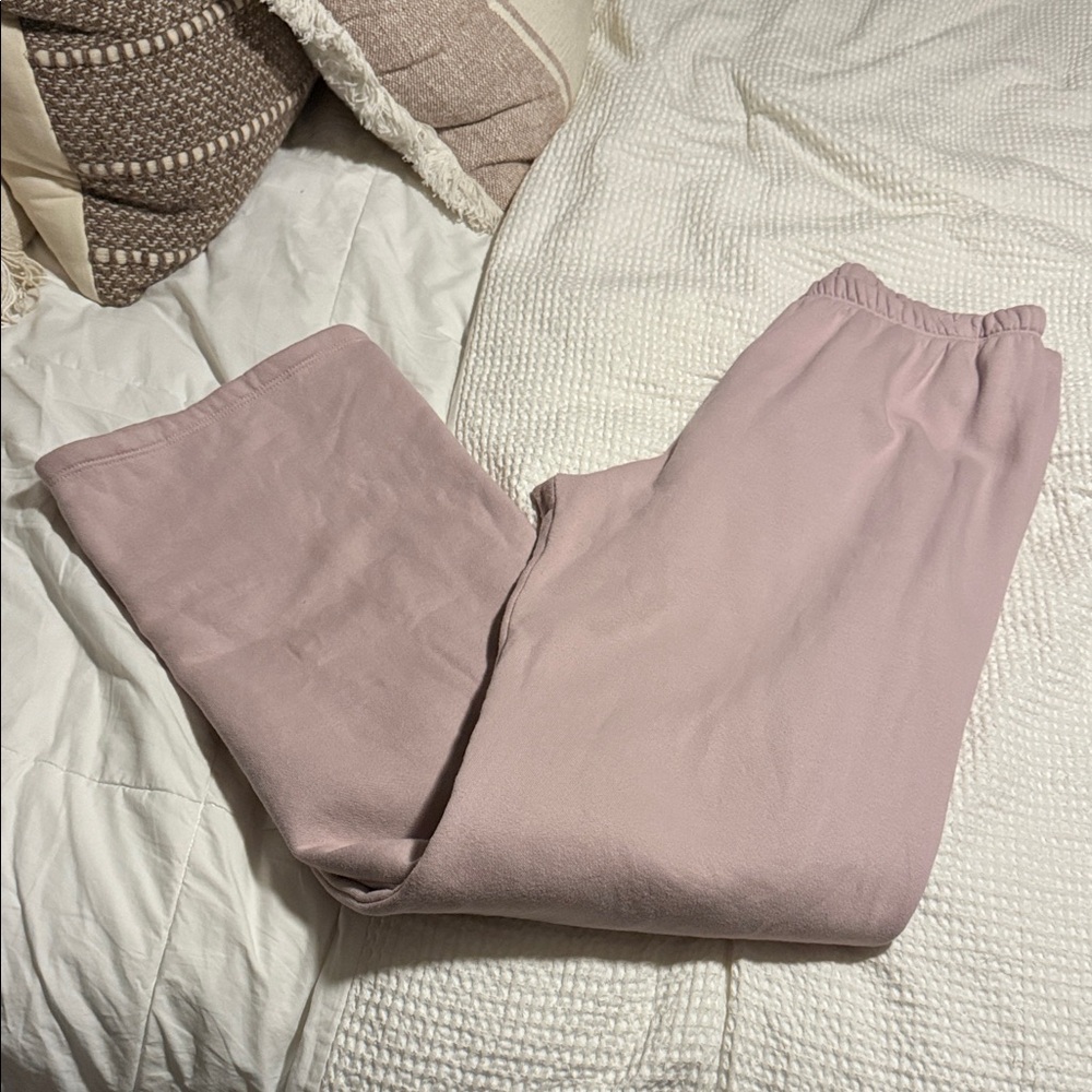 SET Active Sweatpants in Sonnet from Valentine’s Day Drop